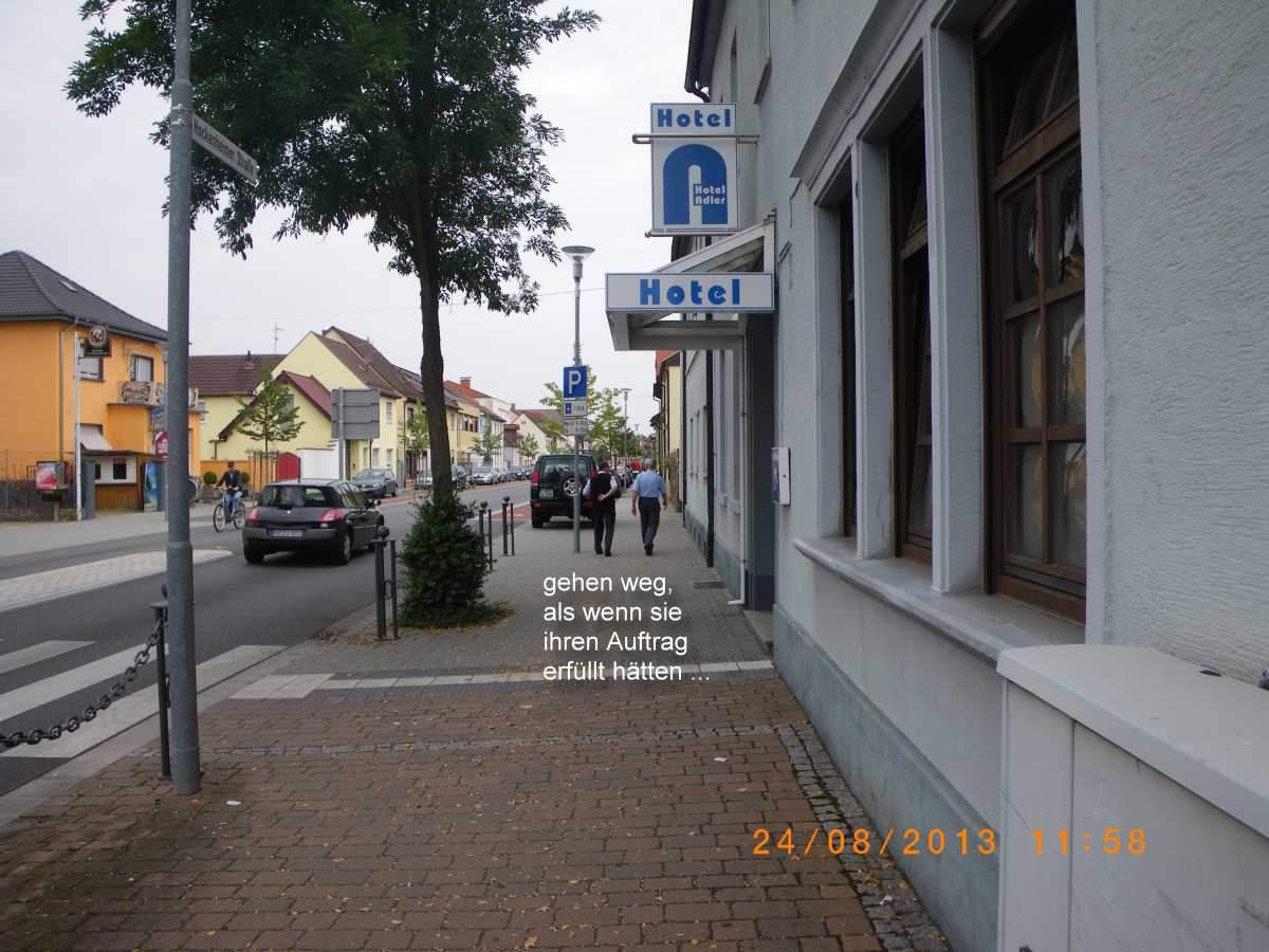 Zeugen Jehovas in Neulußheim am Kreisverkehr