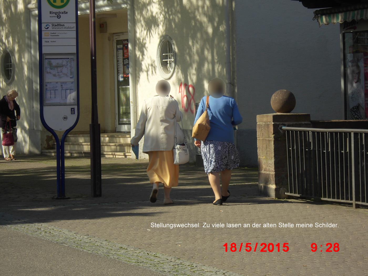 Jehovas Zeugen kämpfen um ihre Oberhoheit in der Wieslocher Fußgängerzone.