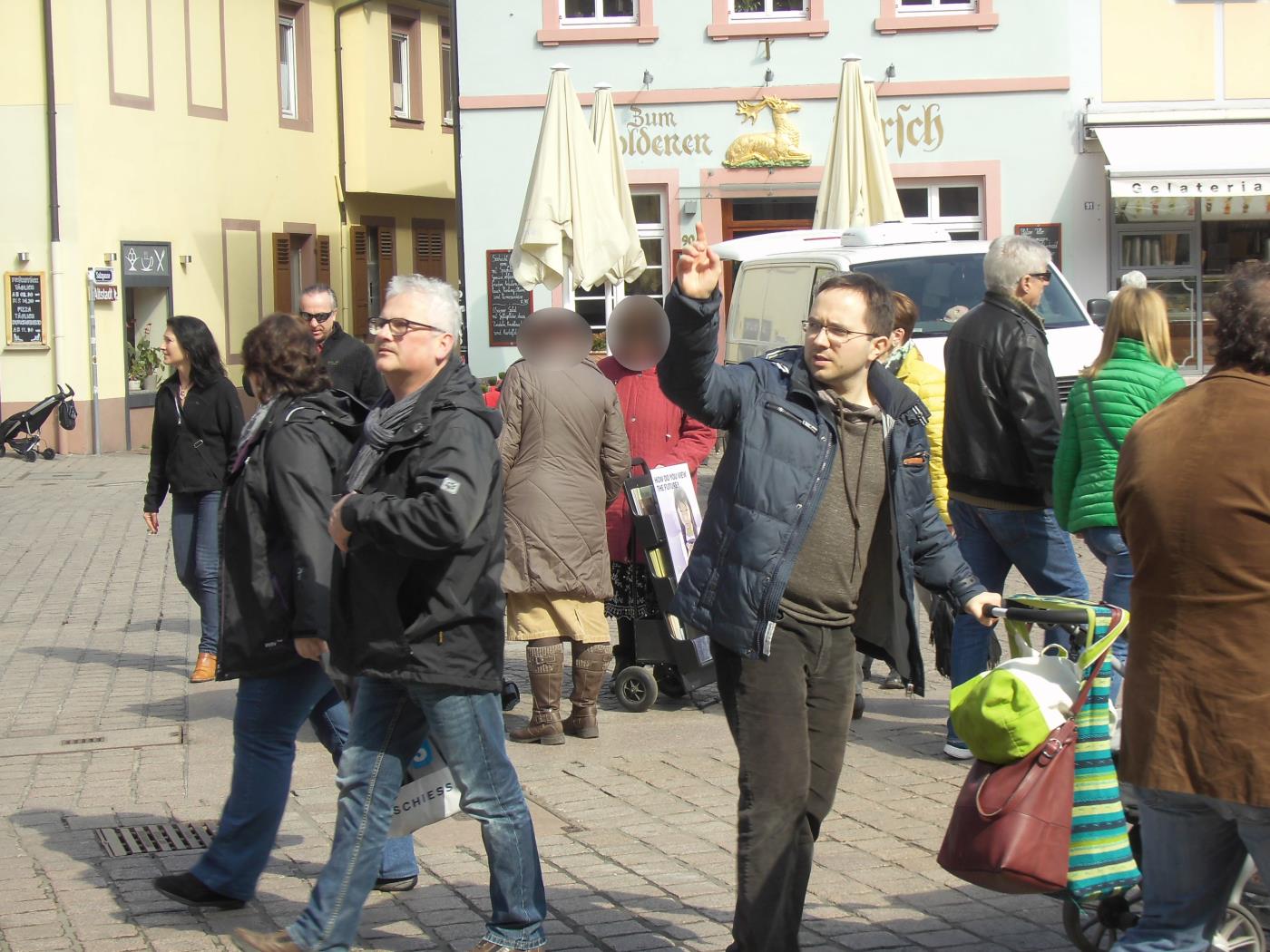 Jehovas Zeugen in Speyer heucheln Selbstsicherheit