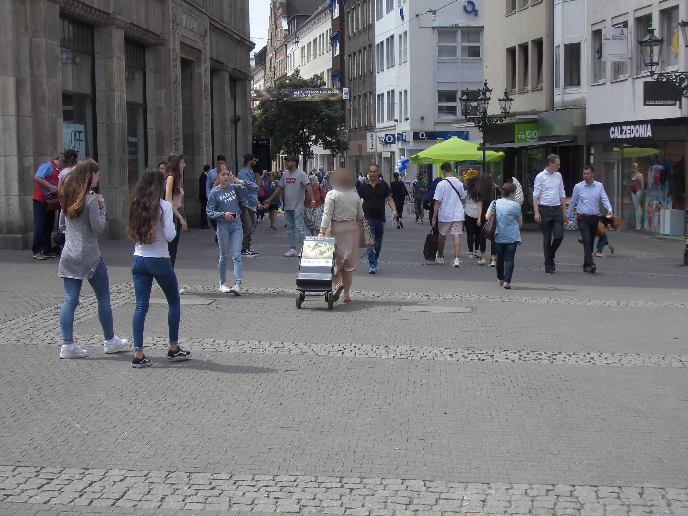 Düsseldorf: Zeugen Jehovas-Alarm ... als wenn sie vorbereitet gewesen wären