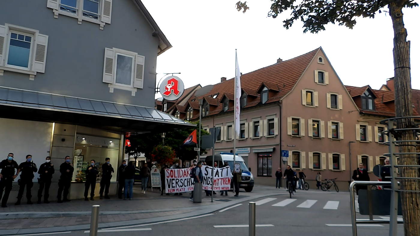 Antifa und Polizei in Walldorf