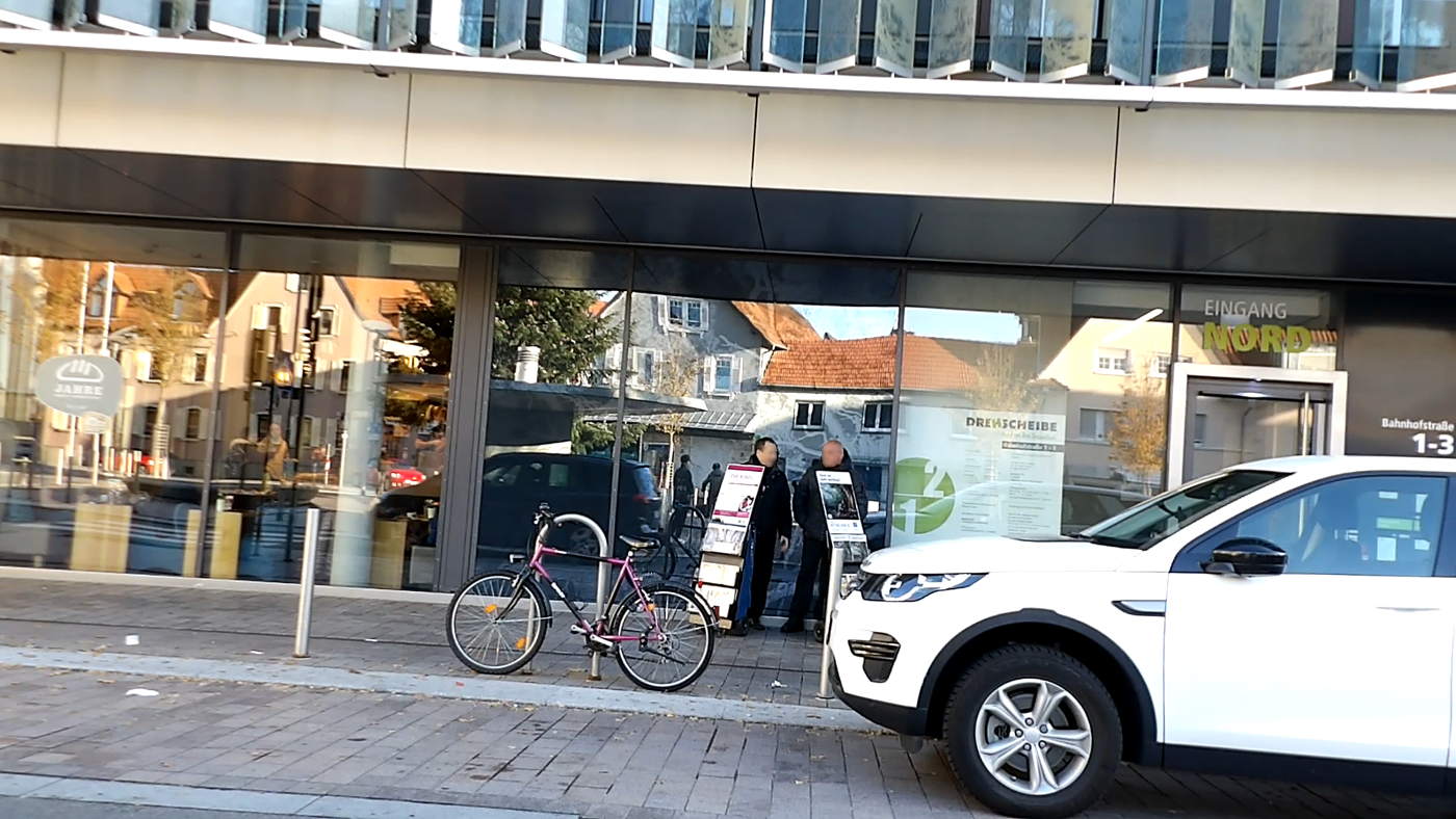 Beautiful day in Walldorf – Non witness checks witnesses
