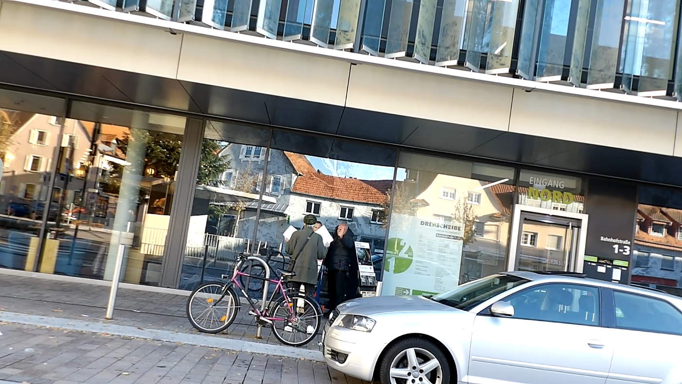 Beautiful day in Walldorf – Non witness checks witnesses