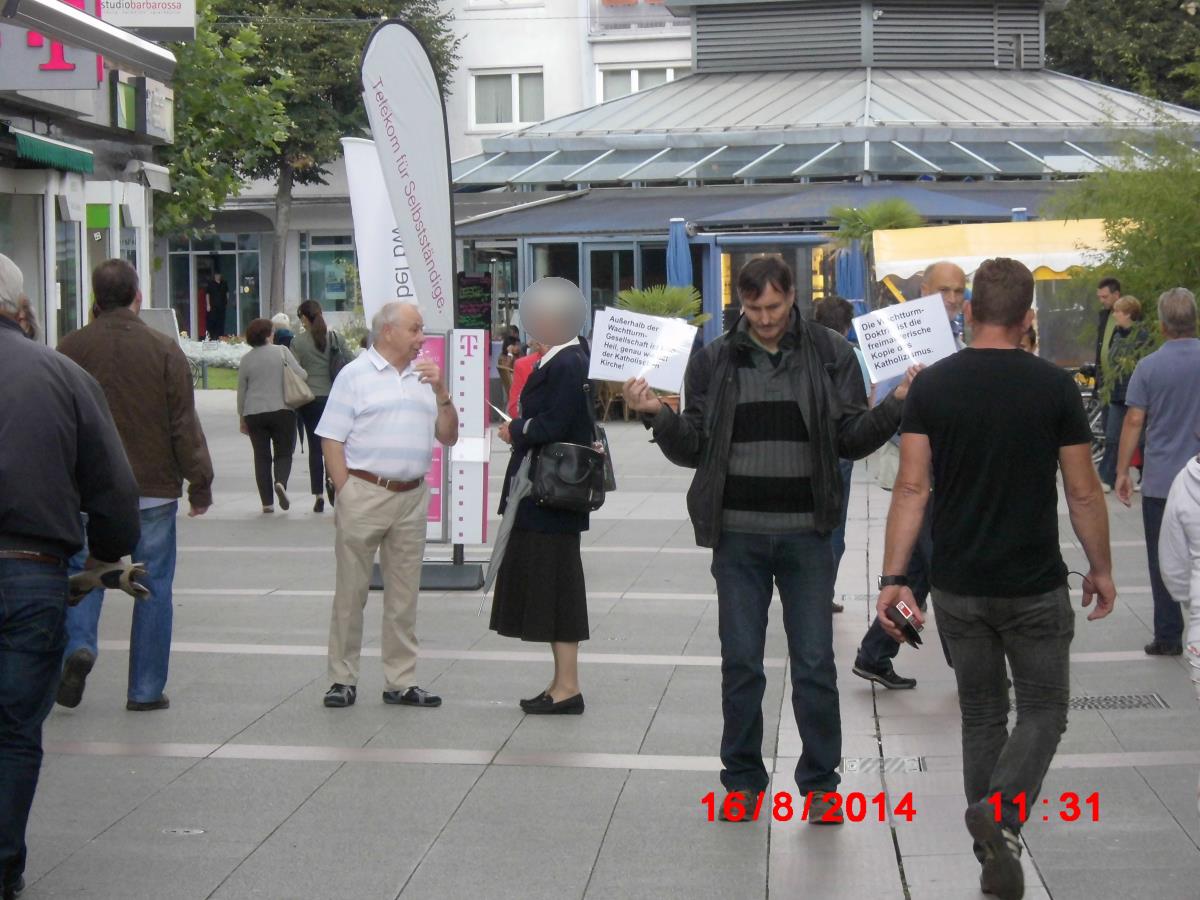 Jehovah's Witnesses in Bruchsal are screaming elitist and unaware of anything!