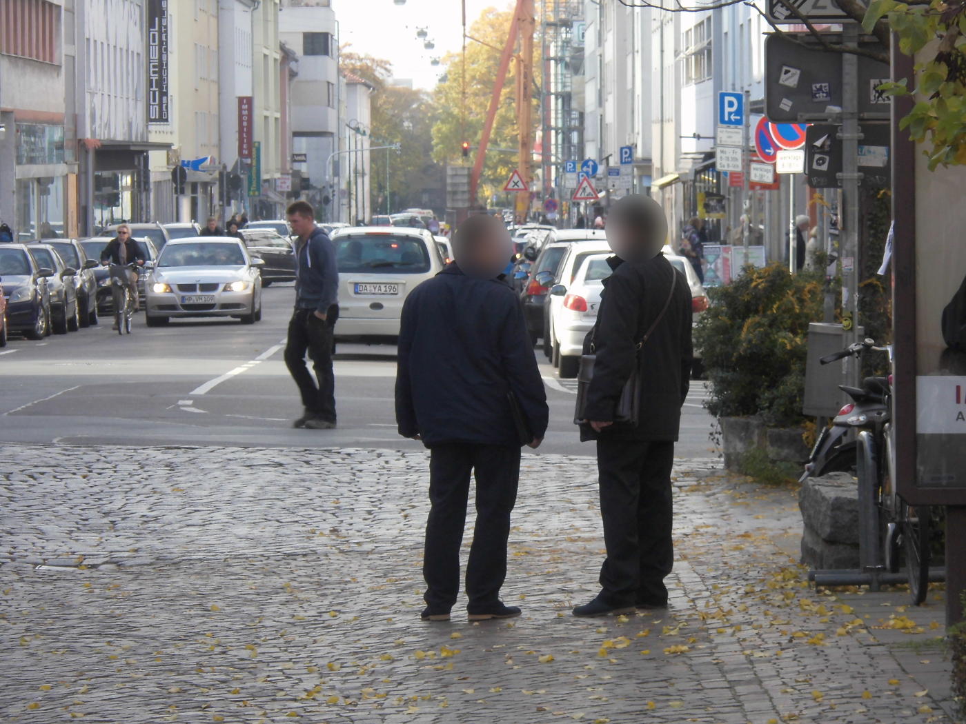 Darmstadt: Jehovah's Witnesses different: more naive
