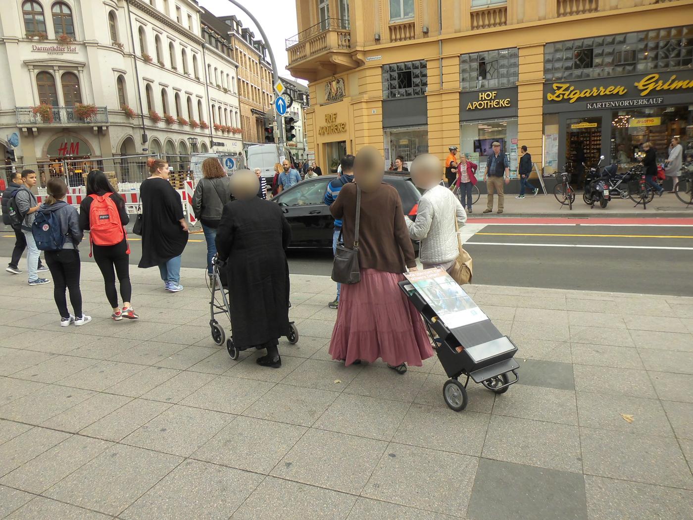 Jehovah's Witnesses in Wiesloch like flies
